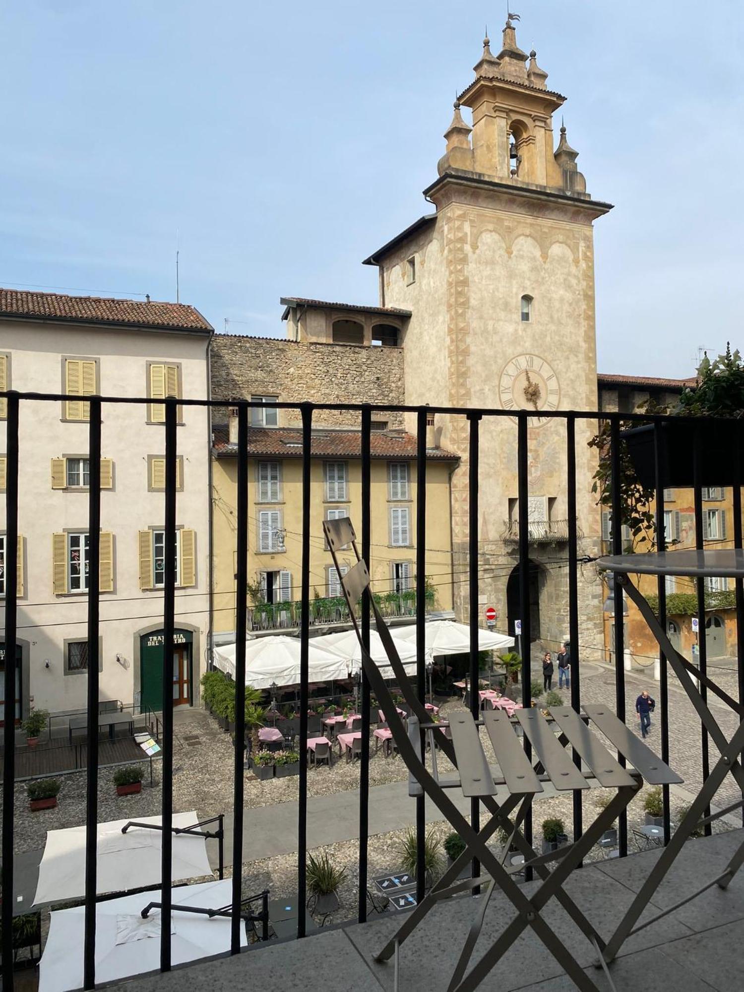 Piazza Mascheroni Home Bergamo Ngoại thất bức ảnh