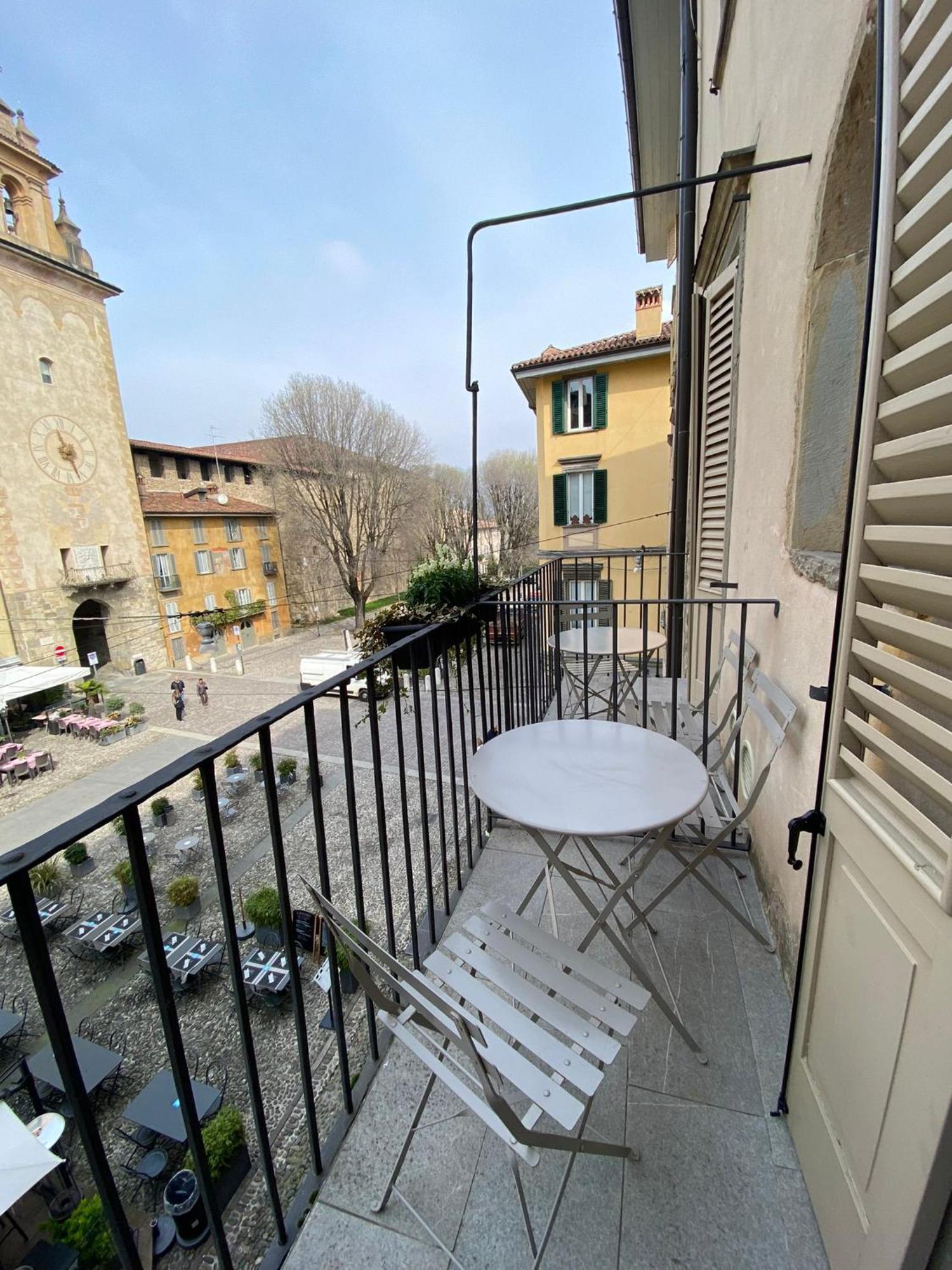 Piazza Mascheroni Home Bergamo Ngoại thất bức ảnh